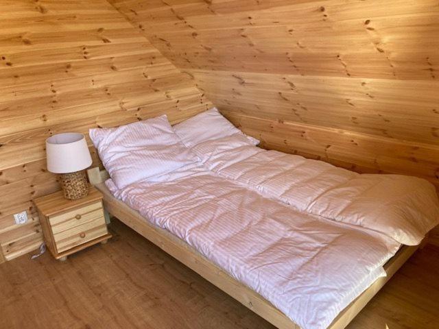 Kalinowy Sad Domki Z Jacuzzi I Sauna Mikołajki Ngoại thất bức ảnh