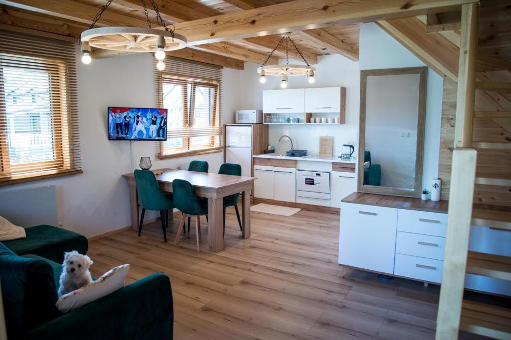 Kalinowy Sad Domki Z Jacuzzi I Sauna Mikołajki Ngoại thất bức ảnh